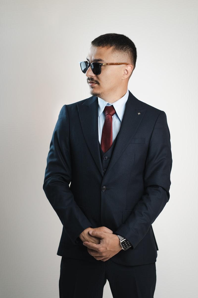 200mAh Battery. ~2 Hours Recording.